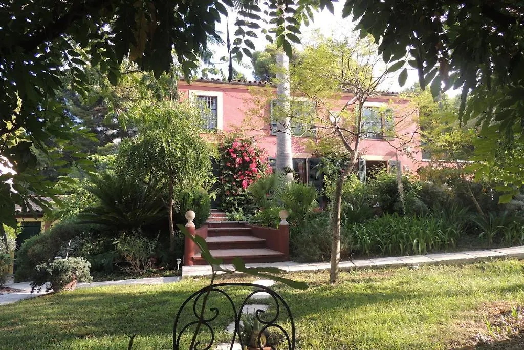 Sous L'Olivier Bed and Breakfast Menton Bed & Breakfast