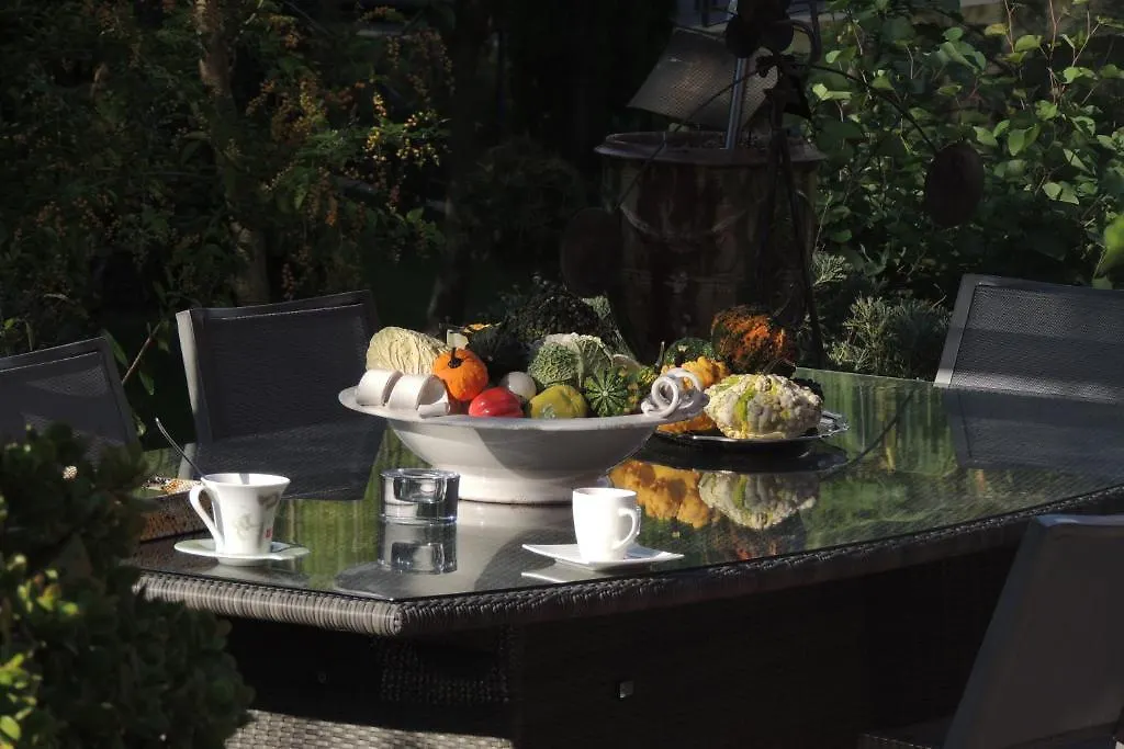 Sous L'Olivier Bed and Breakfast Menton Frankrijk